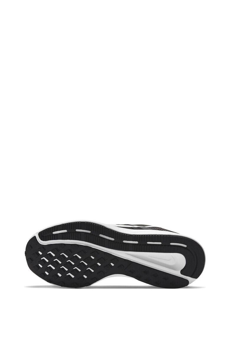 Nike Обувки Run Swift 2 за бягане - Pepit.bg