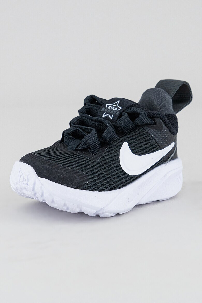 Nike Обувки Star Runner 4 за бягане със синтетика - Pepit.bg