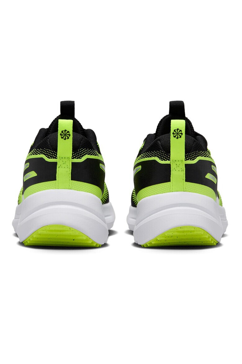 Nike Обувки за бягане Cosmic - Черен/Неоново зелено - Pepit.bg