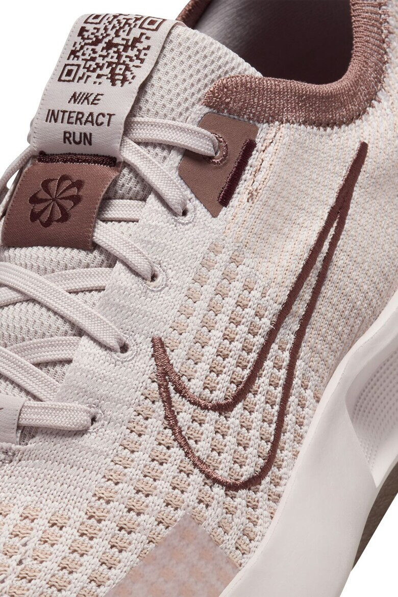 Nike Обувки за бягане Interact Run с лого - Pepit.bg