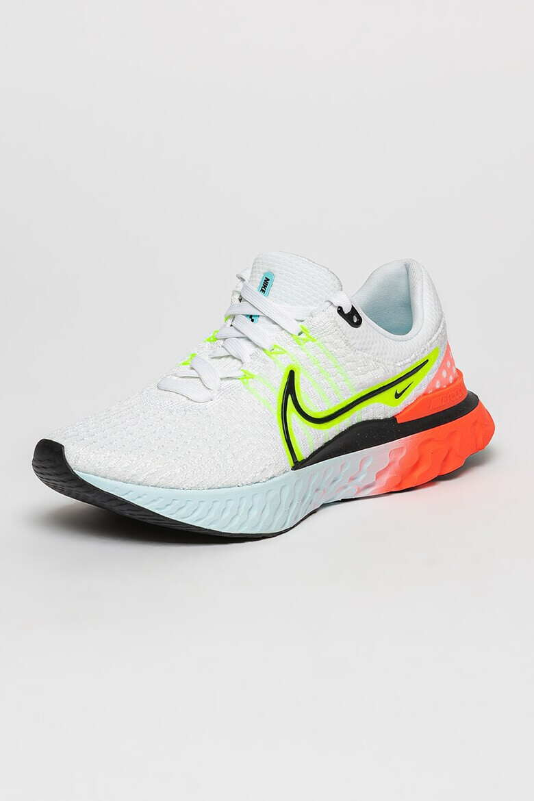 Nike Обувки за бягане React Infinity - Pepit.bg
