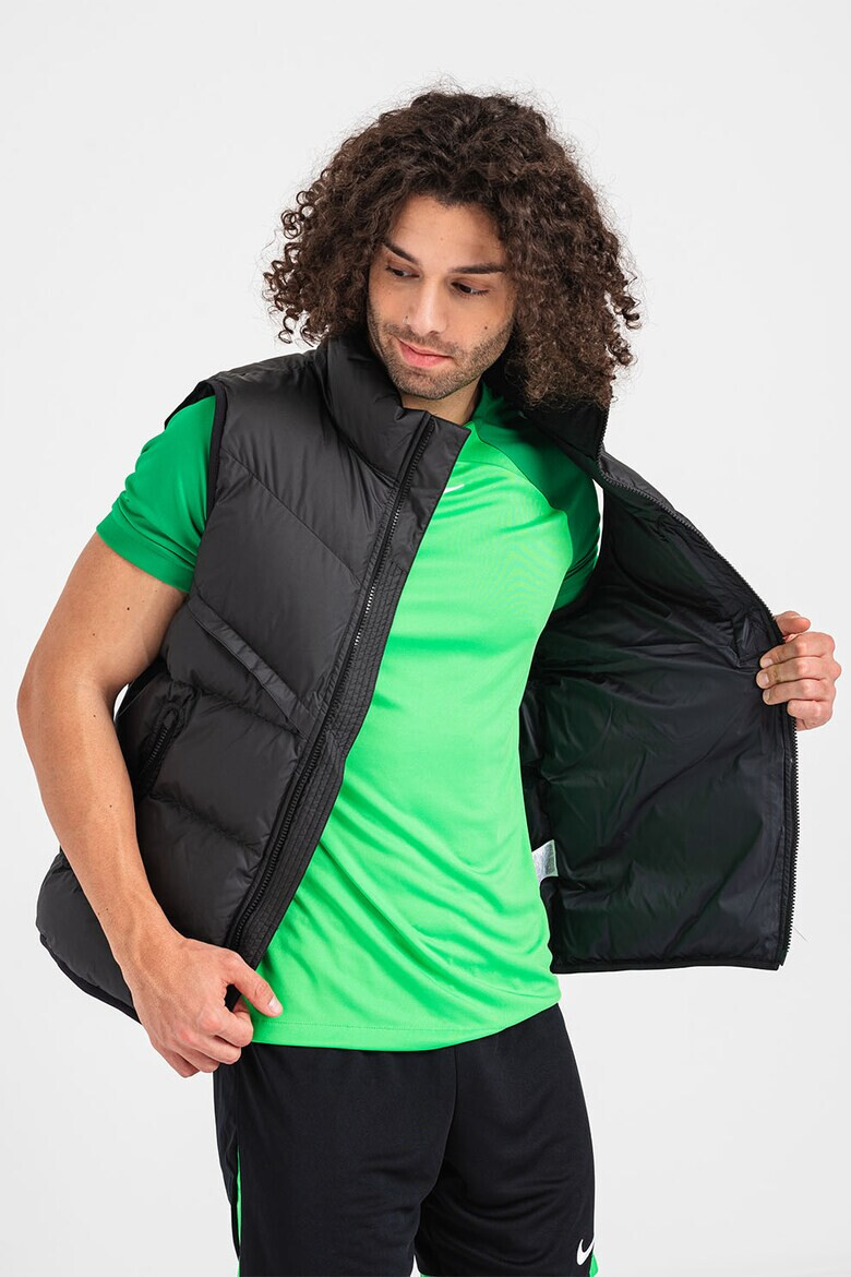 Nike Подплатен елек с Storm-FIT - Pepit.bg