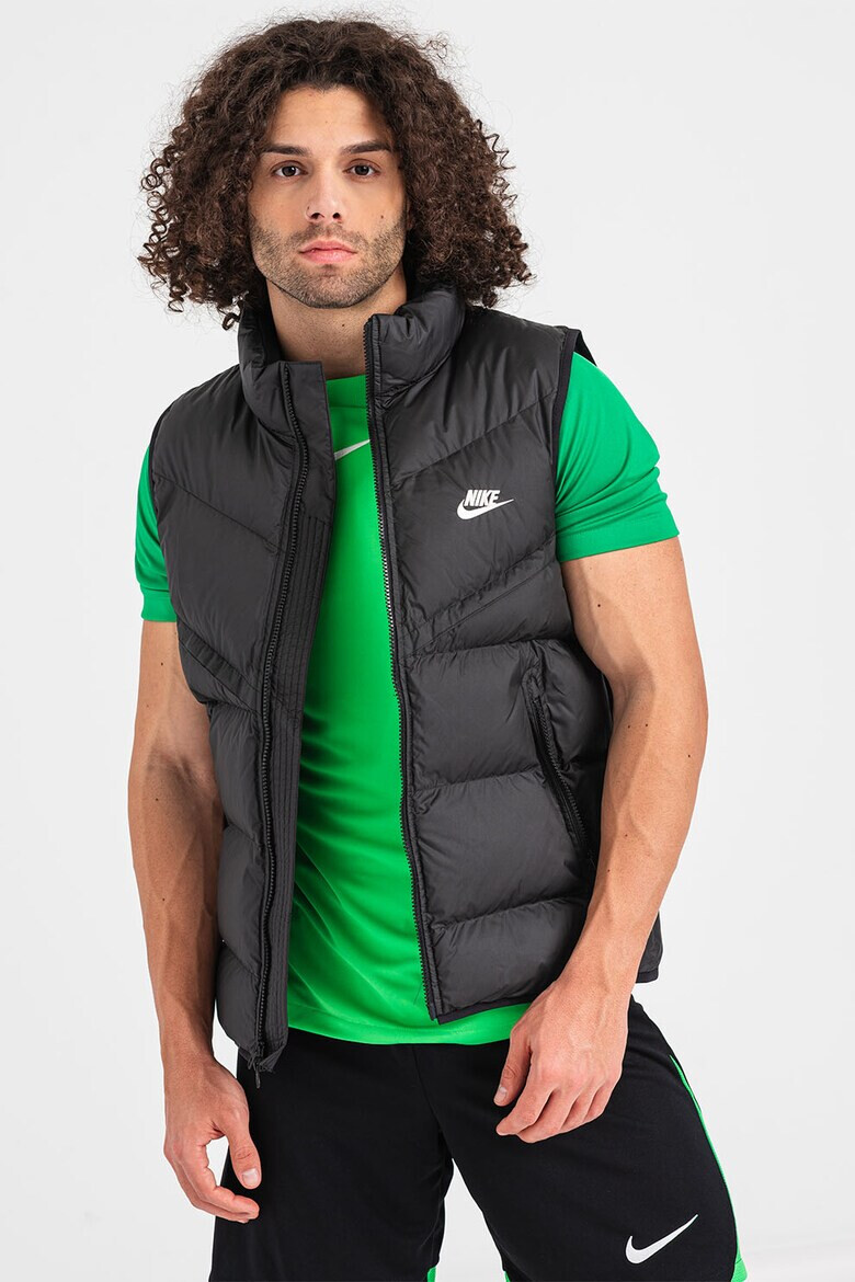 Nike Подплатен елек с Storm-FIT - Pepit.bg