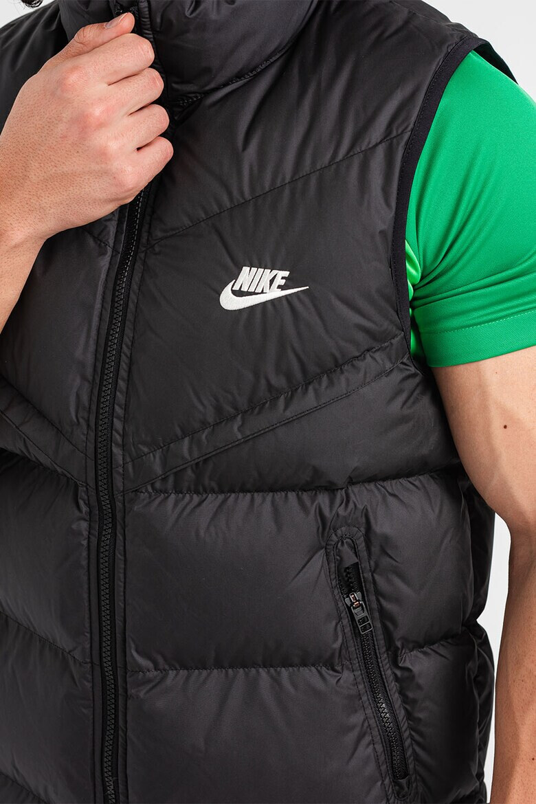 Nike Подплатен елек с Storm-FIT - Pepit.bg