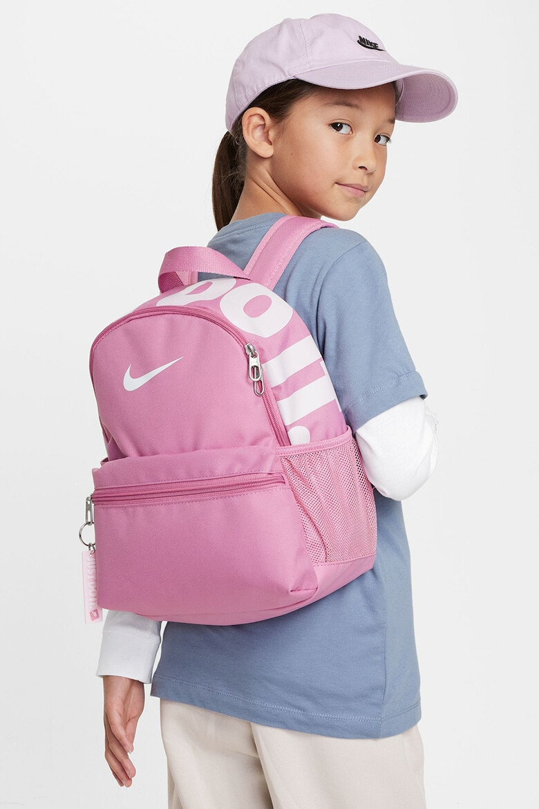 Nike Раница Brasilia с лого - 11 л - Pepit.bg