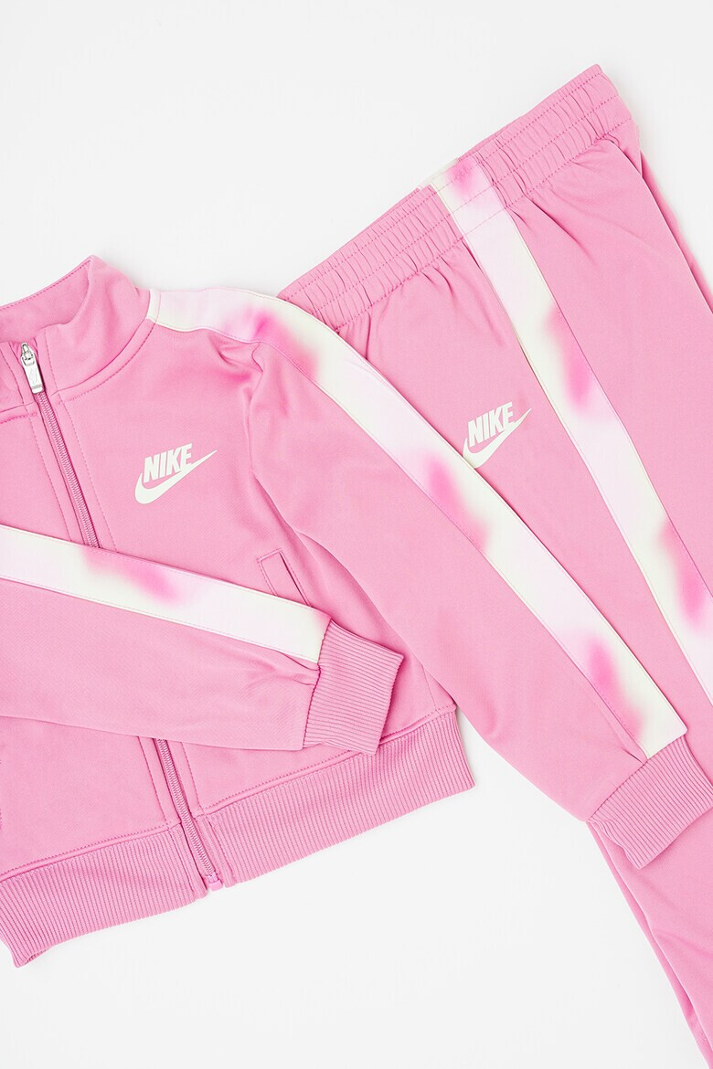 Nike Спортен екип с лого - Pepit.bg