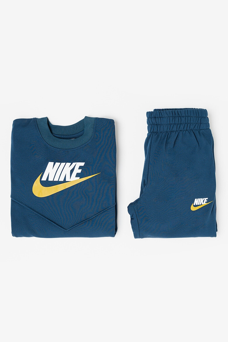 Nike Спортен екип с лого - Pepit.bg