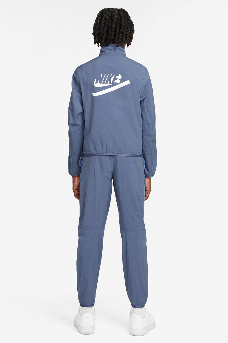 Nike Спортен екип с лого - Pepit.bg