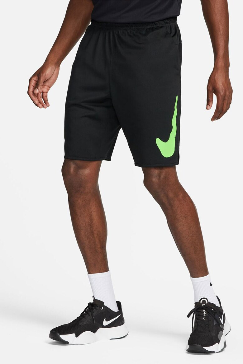 Nike Спортен къс панталон Totality с Dri-Fit - Pepit.bg