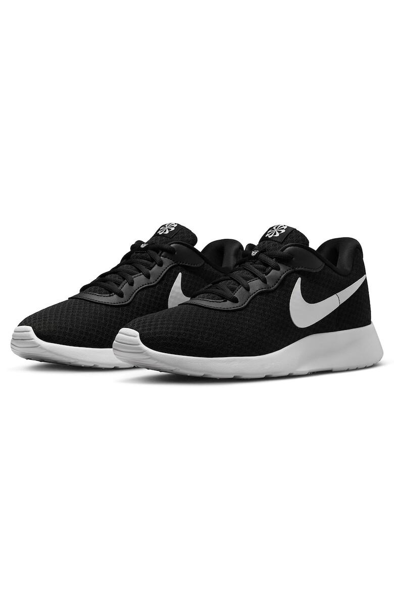 Nike Спортни обувки Tanjun Flyease с мрежа - Pepit.bg