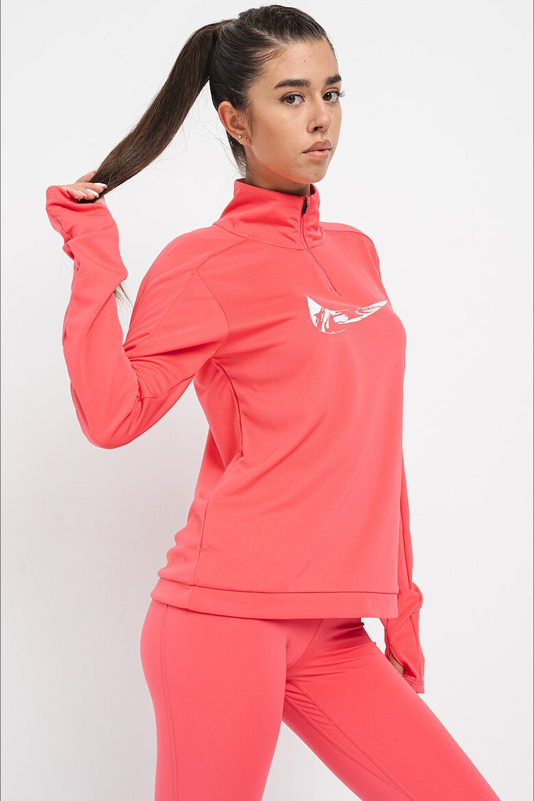 Nike Суитшърт за бягане Swoosh с Dri-FIT с къс цип - Pepit.bg