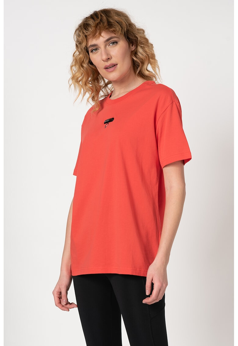Nike Свободна тениска с лого - Pepit.bg
