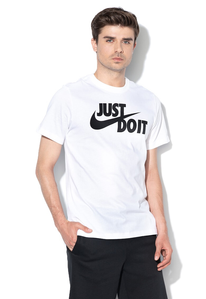 Nike Тениска JDI с овално деколте и лого - Pepit.bg