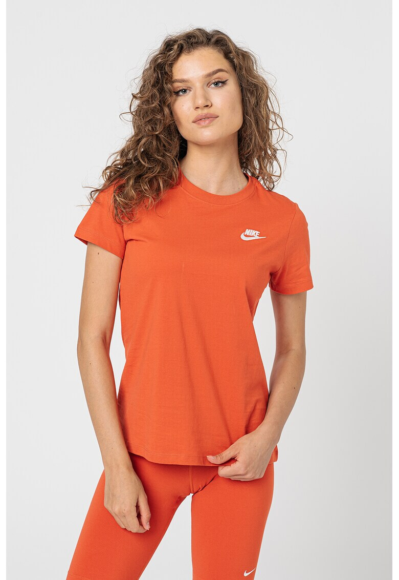 Nike Тениска с овално деколте и бродирано лого - Pepit.bg