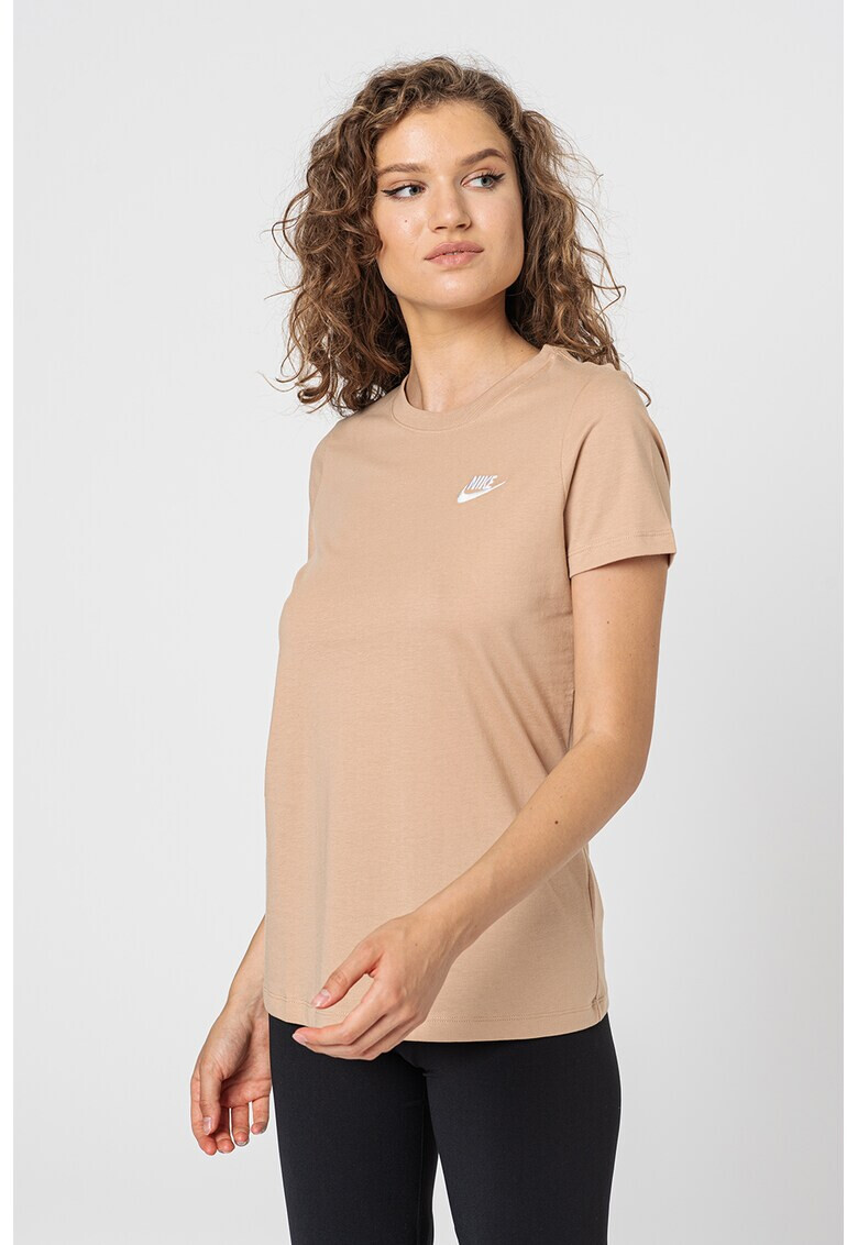 Nike Тениска с овално деколте и бродирано лого - Pepit.bg