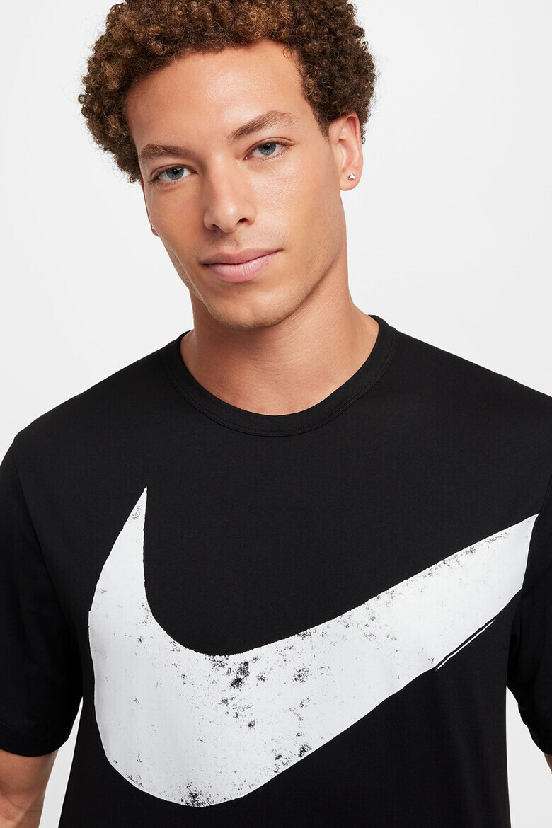 Nike Тениска с овално деколте и лого - Pepit.bg