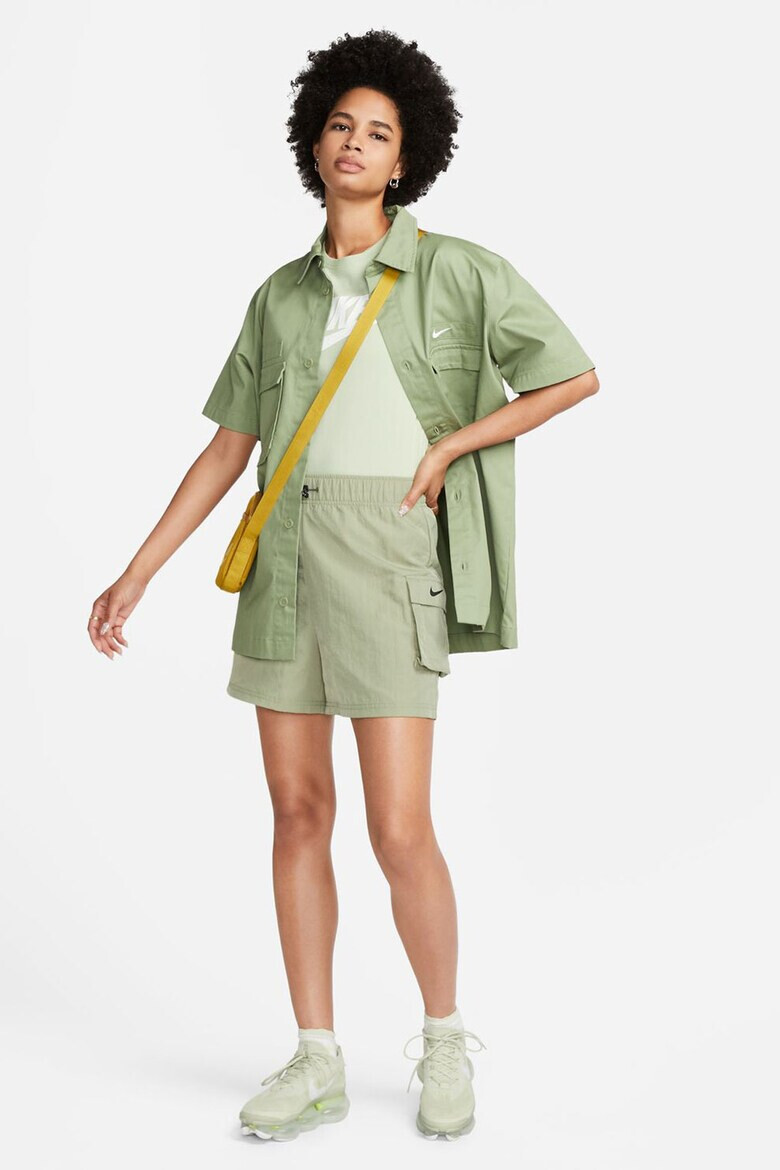 Nike Тениска Sportswear Essentials с лого - Pepit.bg