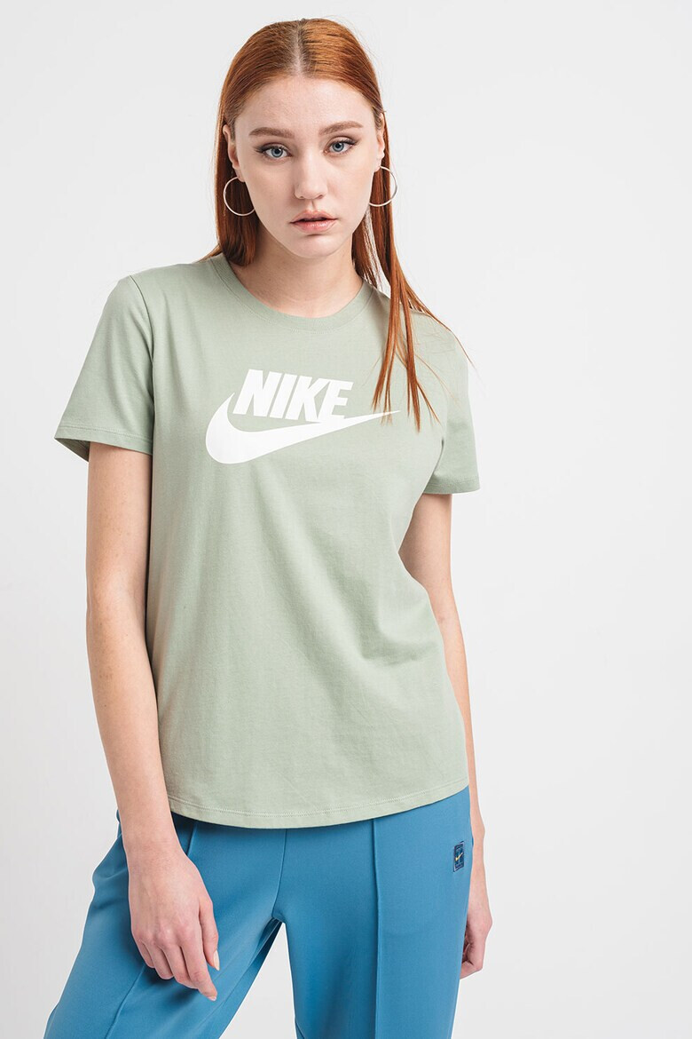 Nike Тениска Sportswear Essentials с лого - Pepit.bg