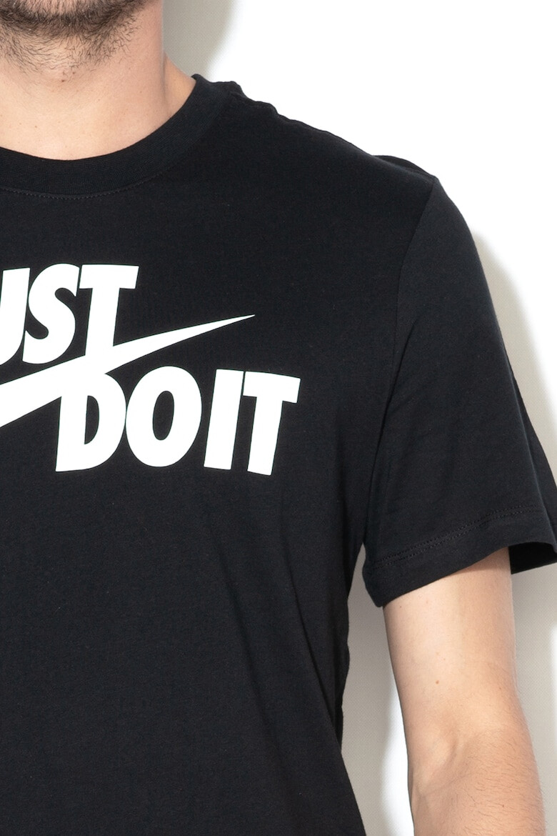Nike Тениска Swoosh с лого - Pepit.bg