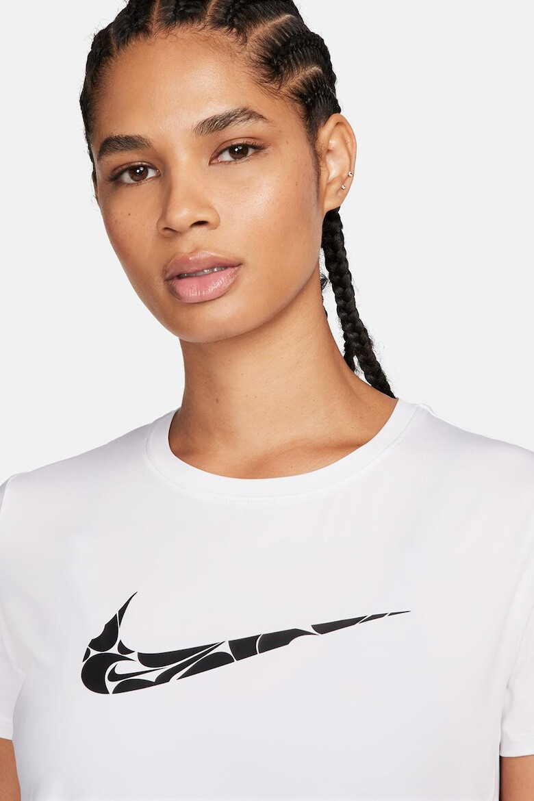 Nike Тениска за бягане с Dri Fit - Pepit.bg