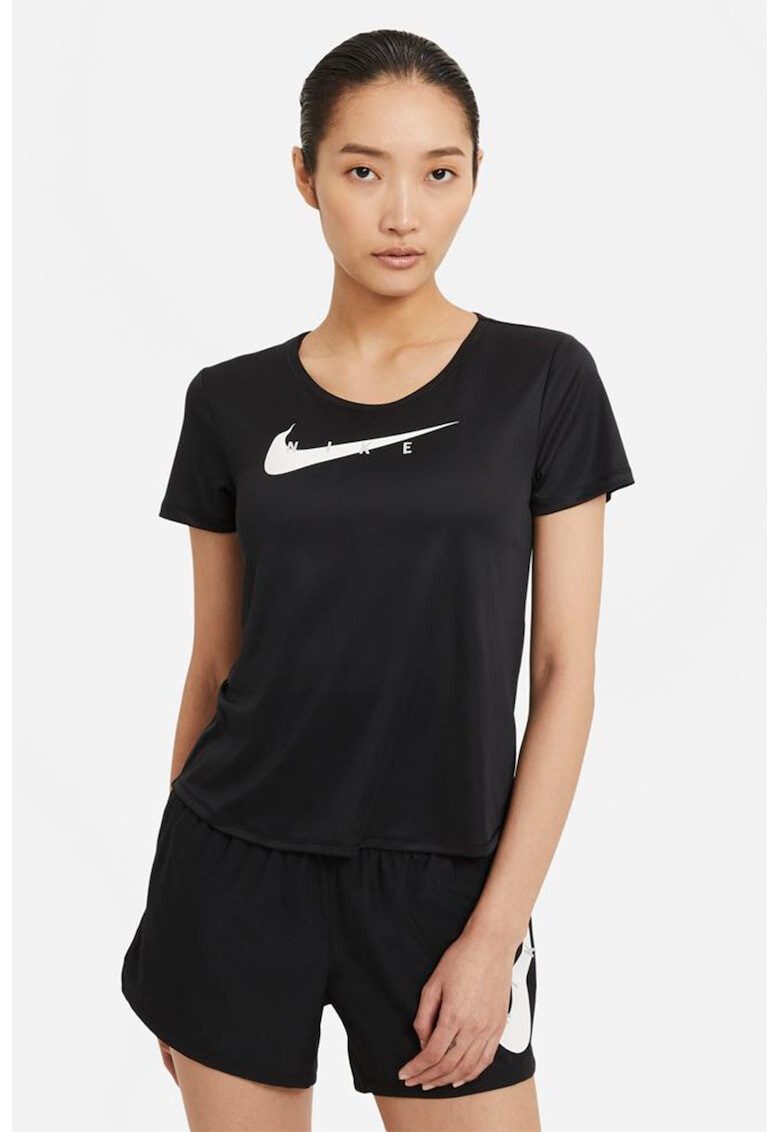 Nike Тениска за бягане Swoosh - Pepit.bg