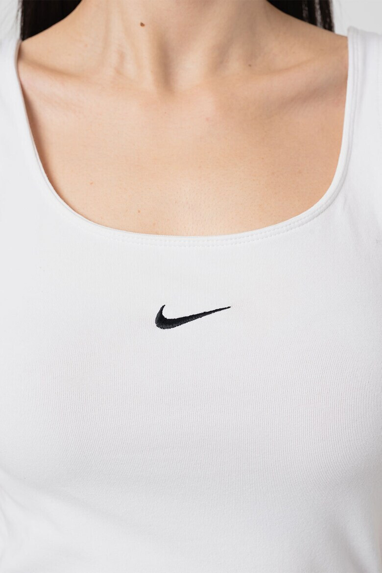 Nike Топ Essential с изрязан гръб и лого - Pepit.bg