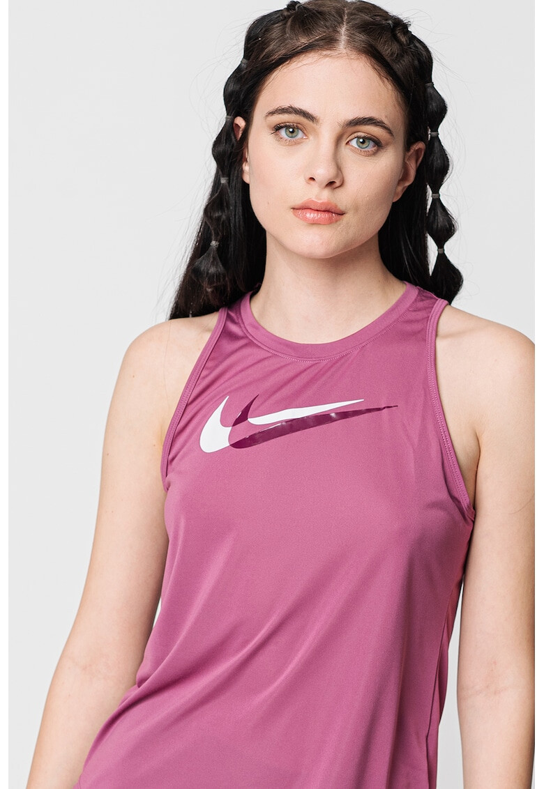 Nike Топ за бягане Swoosh с Dri-FIT - Pepit.bg