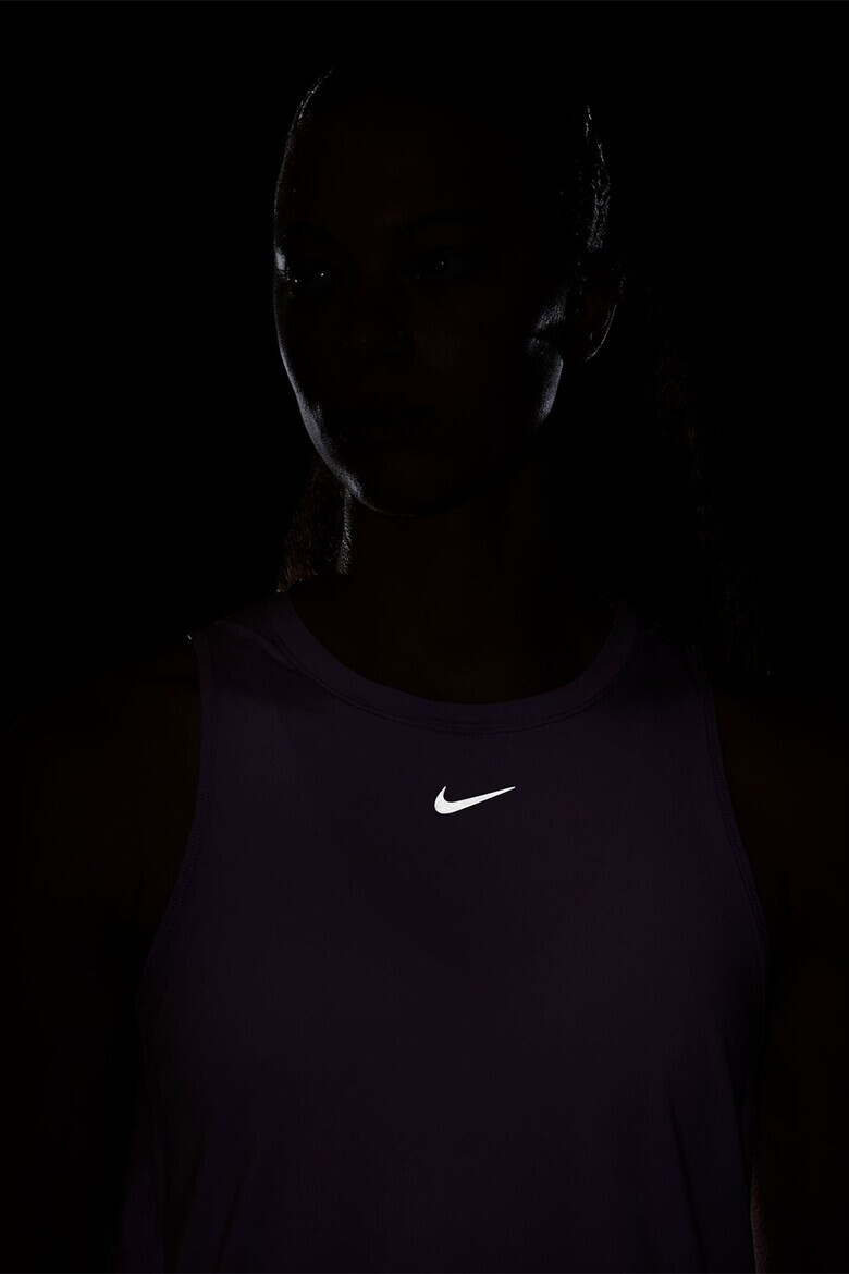 Nike Тренировъчен топ Classic с Dri-Fit - Pepit.bg
