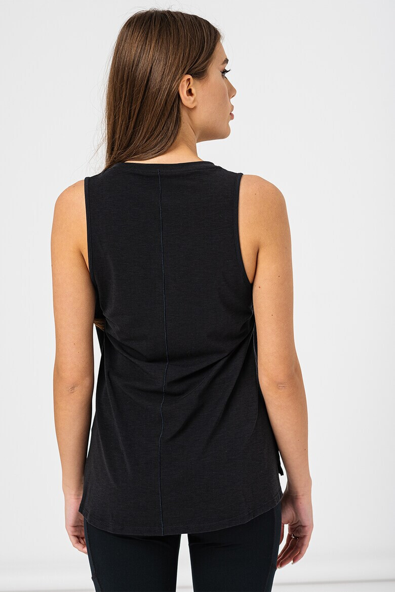Nike Тренировъчен топ One Luxe с Dri-Fit - Pepit.bg