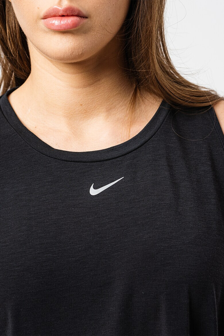 Nike Тренировъчен топ One Luxe с Dri-Fit - Pepit.bg