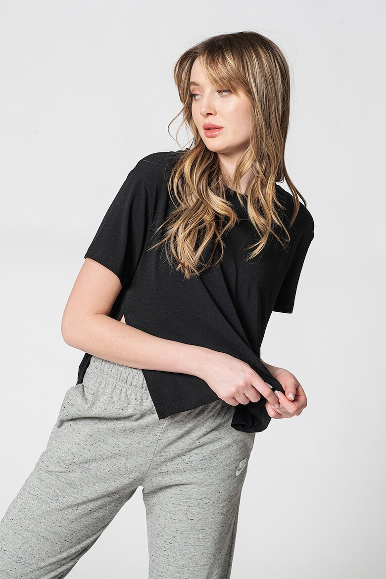 Nike Тренировъчна тениска с Dri-Fit - Pepit.bg
