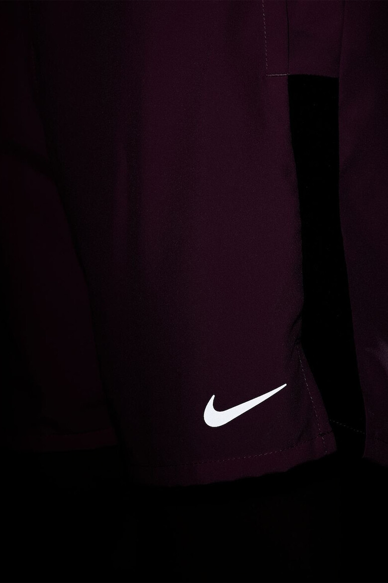 Nike Тренировъчни шорти Challenger Dri-FIT - Pepit.bg