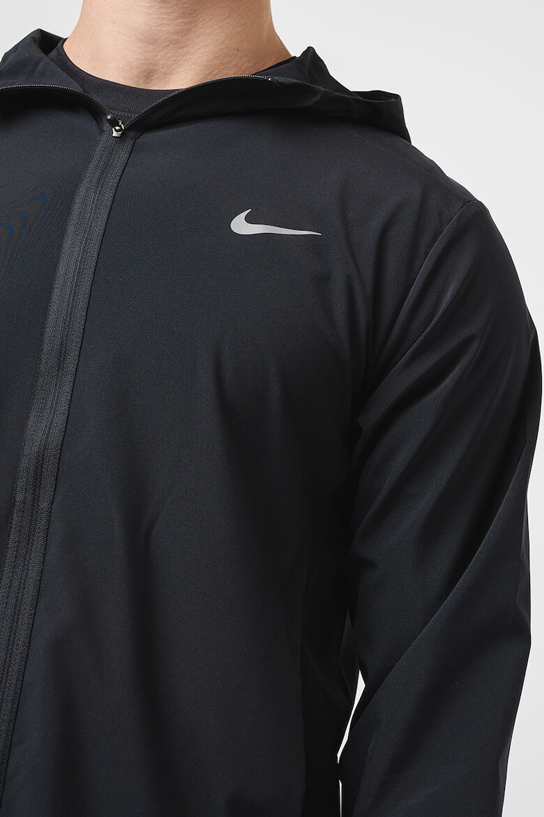 Nike Тренировъчно яке Form с Dri-FIT с качулка - Pepit.bg