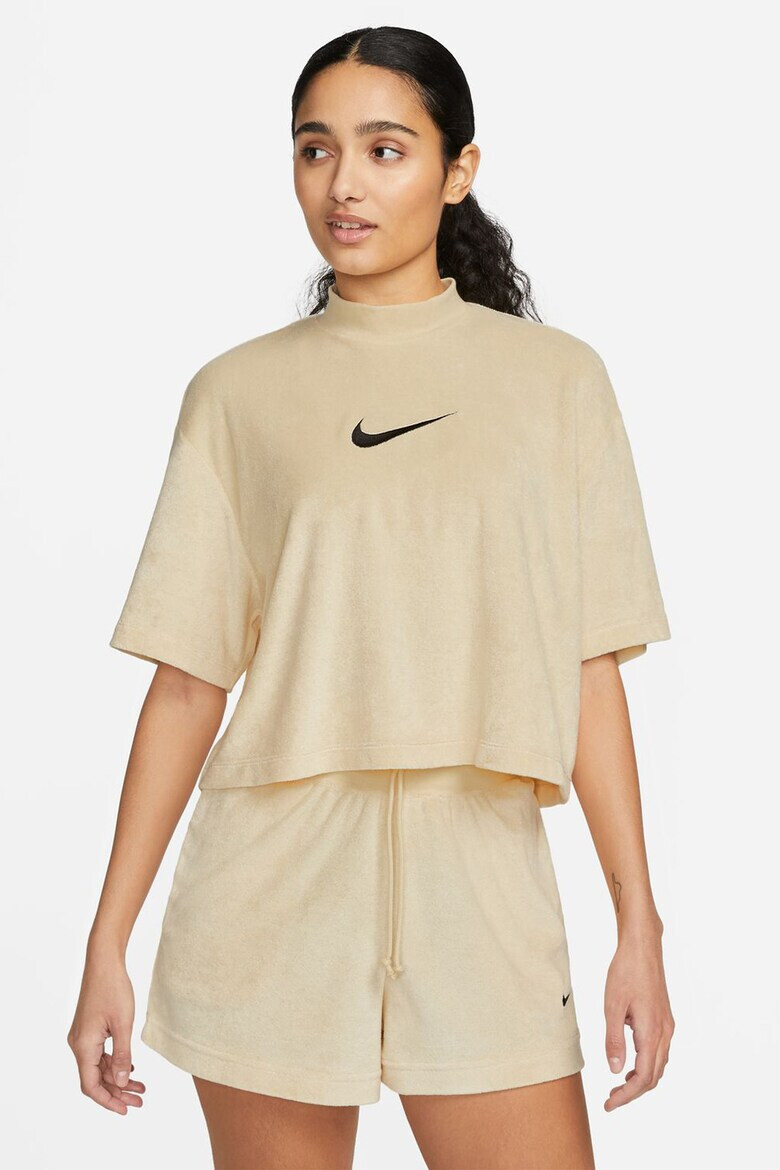Nike Уголемена къса тениска - Pepit.bg