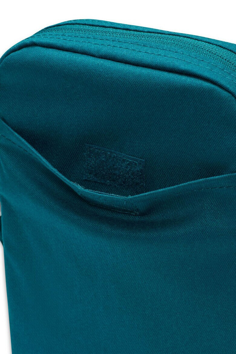 Nike Унисекс чанта Elemental с лого - Pepit.bg