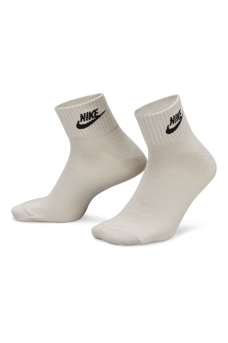 Nike Унисекс чорапи Essential с лого - 3 чифта - Pepit.bg