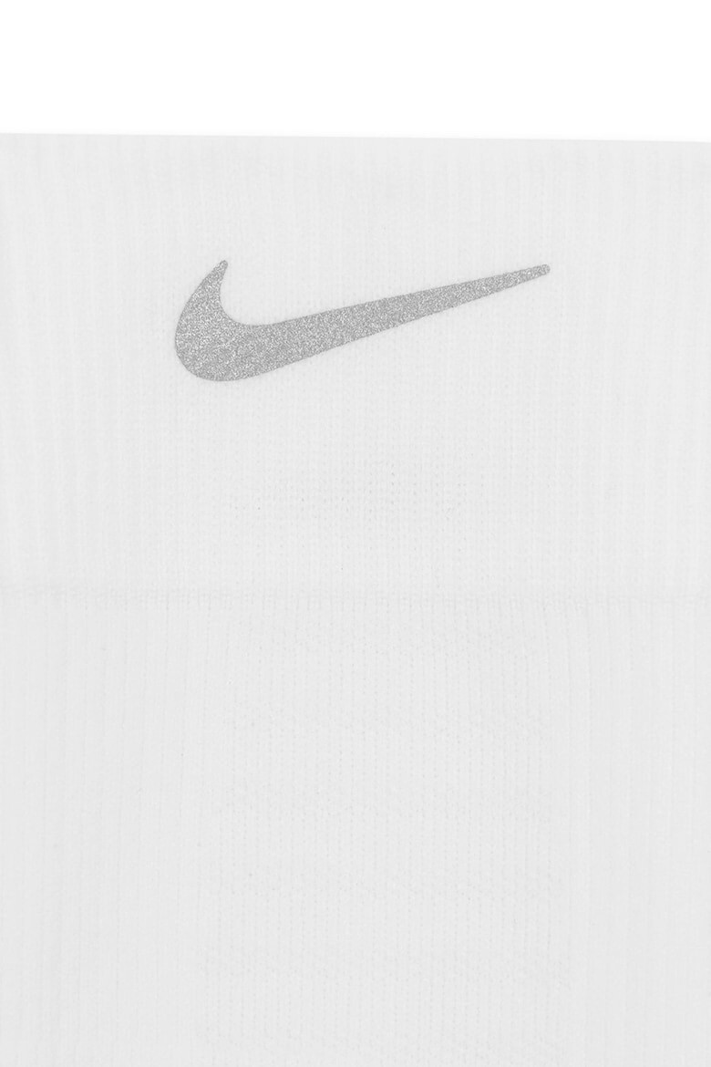 Nike Унисекс чорапи с Dri-Fit и лого - за бягане - Pepit.bg