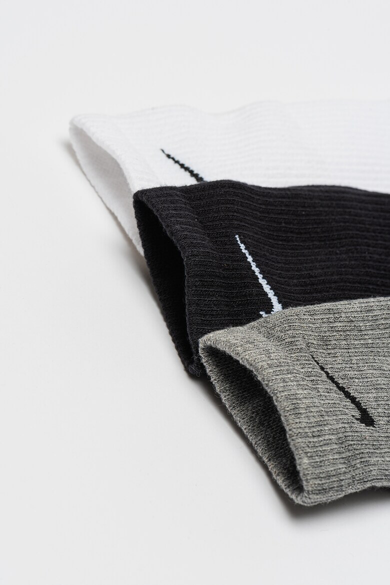 Nike Унисекс фитнес чорапи Everyday Plus - 3 чифта - Pepit.bg