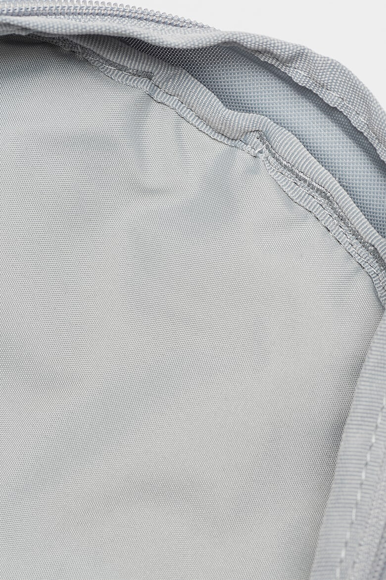 Nike Унисекс раница Element с контрастно лого - 21 л - Pepit.bg