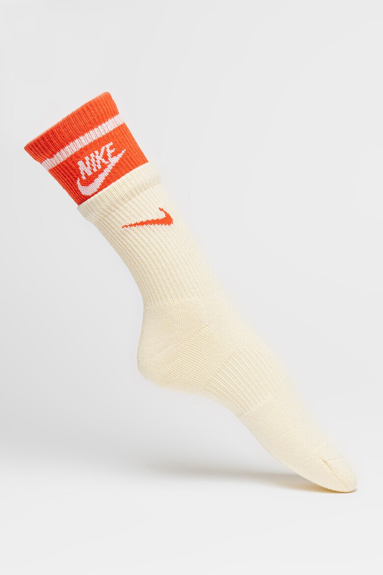 Nike Унисекс фитнес дълги чорапи - Pepit.bg