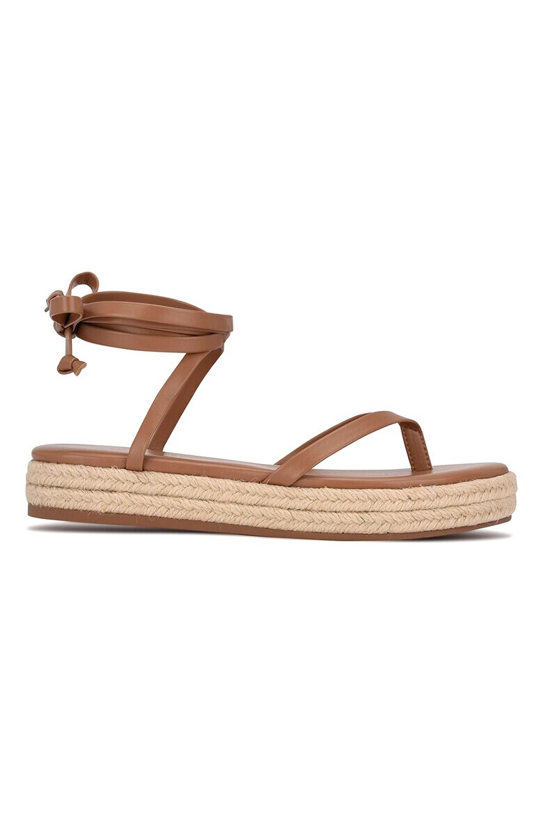 NINE WEST Сандали Monee с равна платформа - Pepit.bg