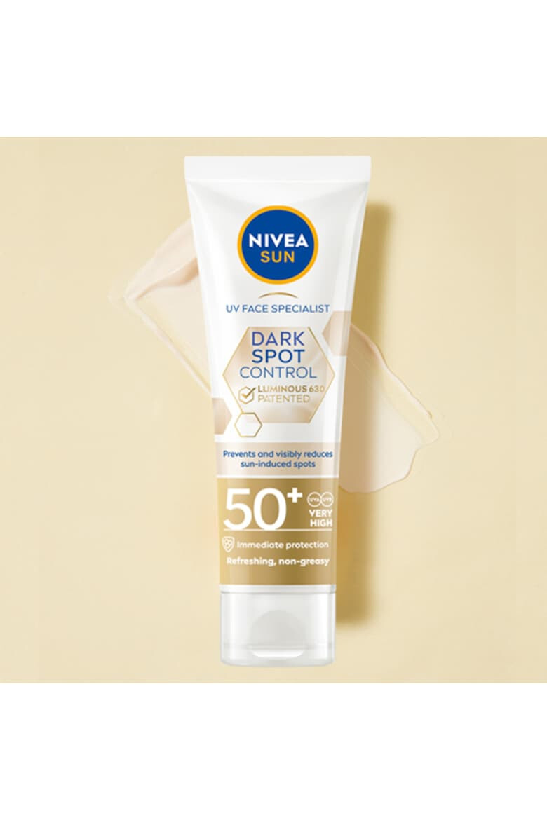 Nivea Слънцезащитен крем за лице против петна UV Face Specialist Spot Control Dark Spot Control SPF 50+ 40 мл - Pepit.bg