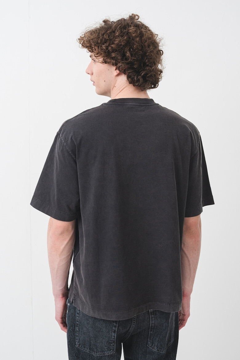 OFF-WHITE Тениска с графика - Бял/Антрацитно сиво - Pepit.bg