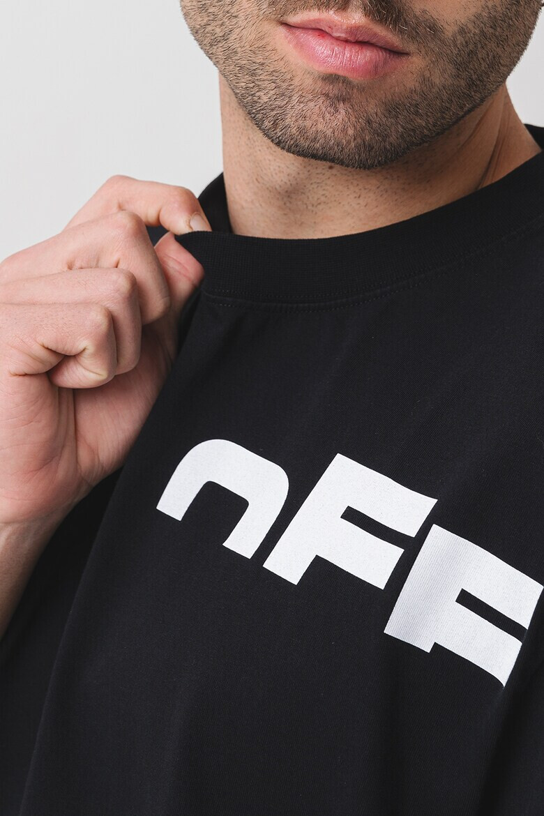OFF-WHITE Тениска с овално деколте и лого - Pepit.bg