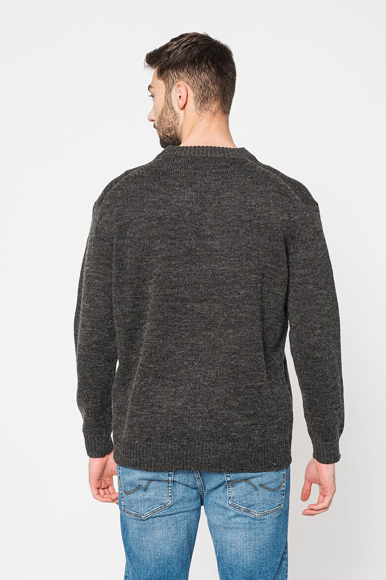 Only & Sons Пуловер Bobby с шпиц деколте - Pepit.bg