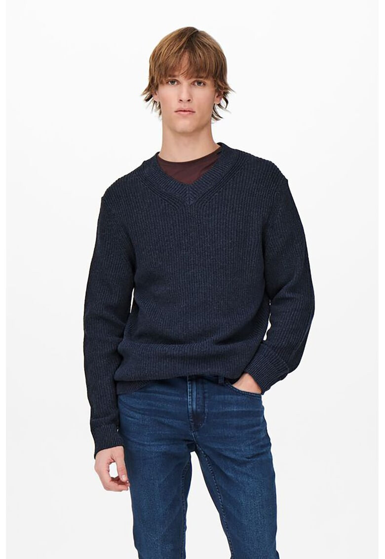 Only & Sons Пуловер Junio с шпиц деколте - Pepit.bg