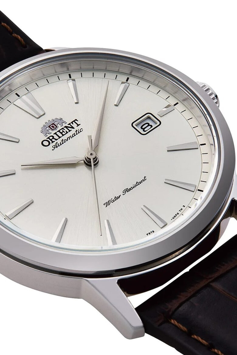 ORIENT Овален часовник с кожена каишка - Pepit.bg