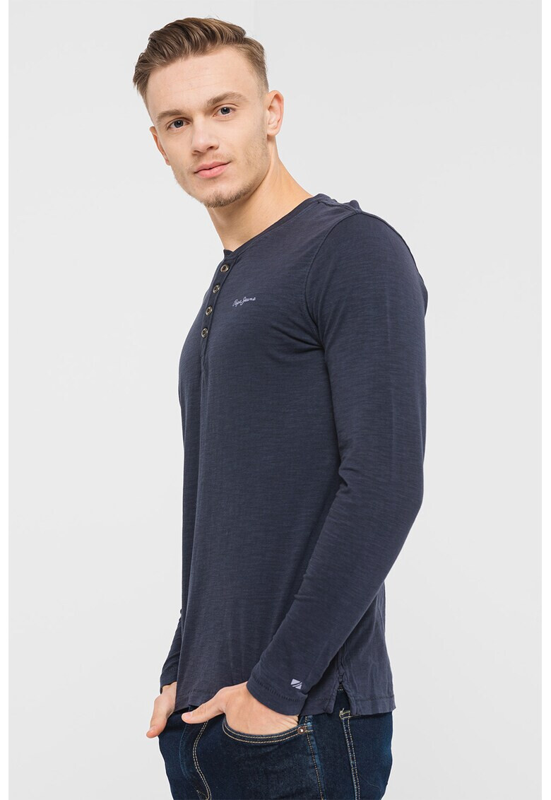 Pepe Jeans London Памучна блуза Thane с деколте Henley - Pepit.bg