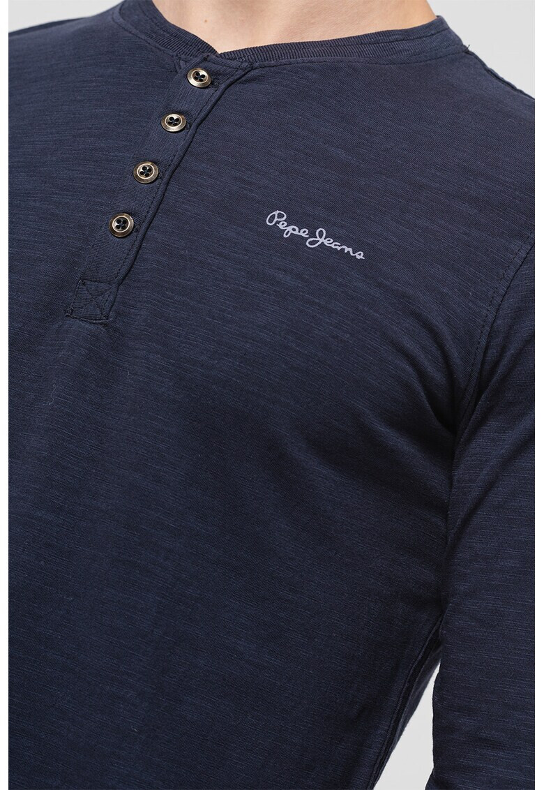 Pepe Jeans London Памучна блуза Thane с деколте Henley - Pepit.bg