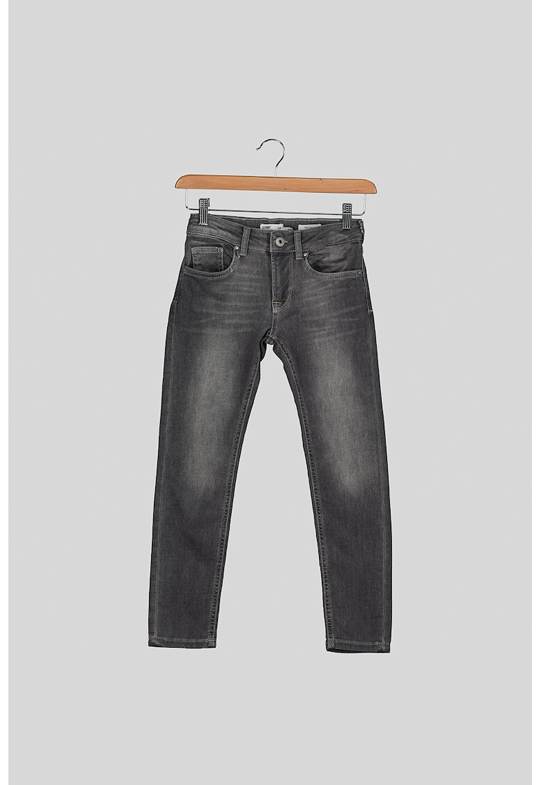 Pepe Jeans London прилепнали дънки Finly - Pepit.bg